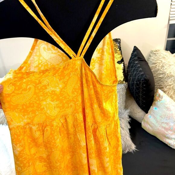 Yellow Floral Maxi Dress - Picture 5 of 6